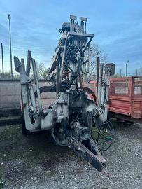 Rimorchio trazionato terrmacch jolly 100 con gru