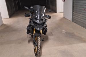 Voge valico 525 dsx Black night 