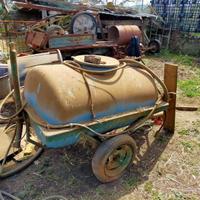 attrezzature varie per agricoltura