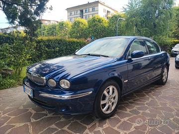 Jaguar X-Type 2.5 Benz/ GPL V6 24V 4x4