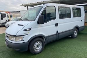 Iveco Daily 35S12 Clima 9 Posti