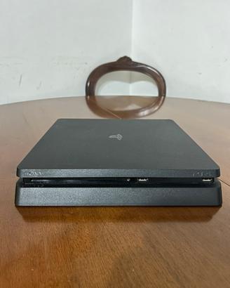 PlayStation 4 Slim 1TB + Controller Originale