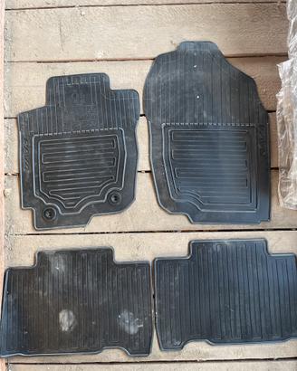 Tappeti in gomma Toyota rav 4 quarta setie