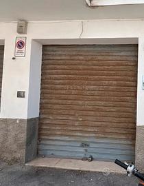 Garage a Vieste in via Ugo Foscolo