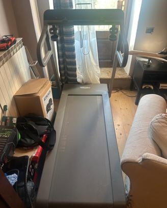 Tapis roulant technogym