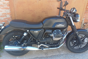 Moto Guzzi V7 Stone I