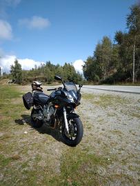 Yamaha Fazer 600 FZ6