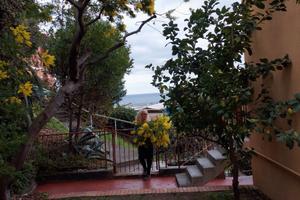 Varazze Trilocale con giardino Centrale Vista Mare