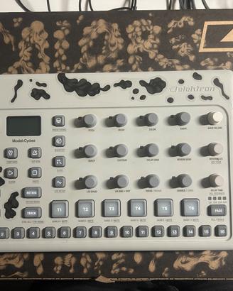 Elektron Model:Cycles Groovebox/Drum Machine FM