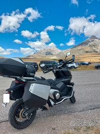 Honda X-ADV 750 DCT Travel Edition