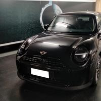 MINI COOPER ESSENTIAL F66