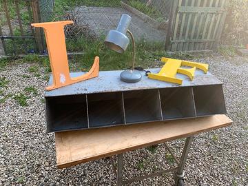 Arredi vintage stile industrial