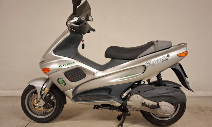 Gilera runner fxr 180