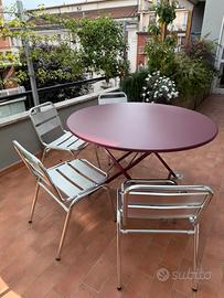 Tavolo da esterno pieghevole rotondo metallo rosso