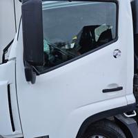 Portiera anteriore sinistra per Nissan NT500 3.0 D