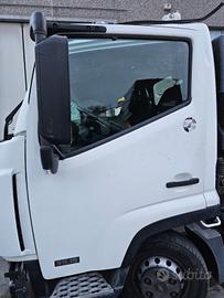 Portiera anteriore sinistra per Nissan NT500 3.0 D