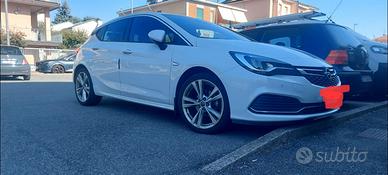 Opel astra k 1.4 150cv benzina