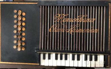 MENZENHAUER  ACCORD HARMONIUM FINE '800