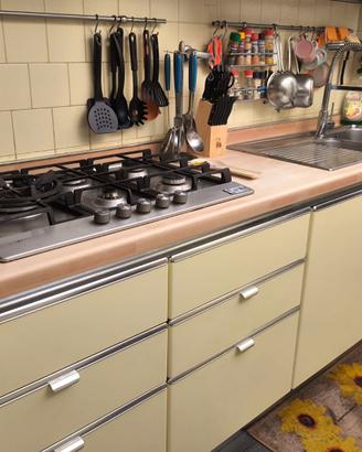 Cucina lineare (Salvarani)