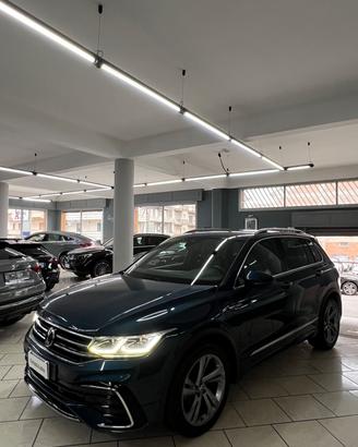Volkswagen Tiguan 2.0 TDI 150 CV SCR DSG R-Line