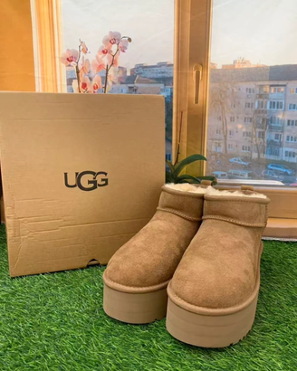 UGG Mini Platform EU 39