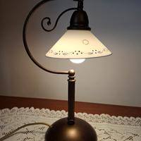 Lampada da tavolo vintage 