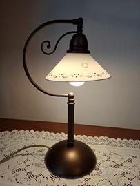 Lampada da tavolo vintage 