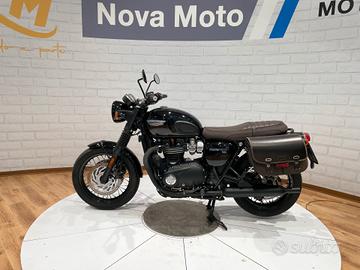 Triumph Bonneville T120 BLACK