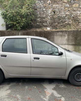 Fiat Punto 1.2 benzina - assicurazione storica