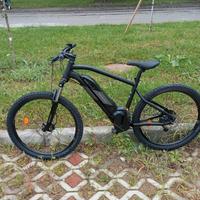 Bici elettrica mountain bike Rockrider E ST 500