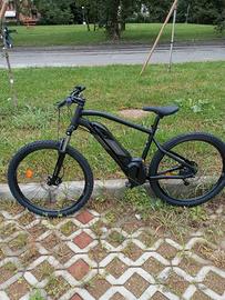 Bici elettrica mountain bike Rockrider E ST 500
