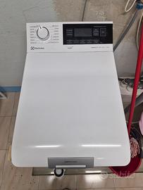 Lavatrice Electrolux PerfectCare 700 – nuova