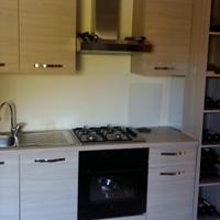Cucina completa nuova con frigo Indesit .