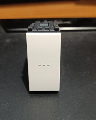 Interruttore Vimar  Eikon 20101 bianco 