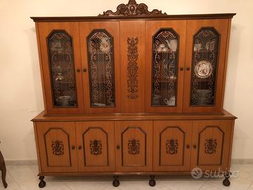Mobile/credenza