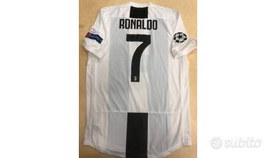 Maglia juve di ronaldo 2018/19