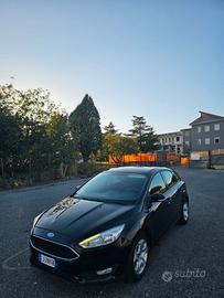 Ford Focus Titanium 1.5 diesel 120cv cambio manual