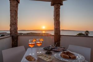 Fuga romantica per il 25 Aprile.CALASETTA