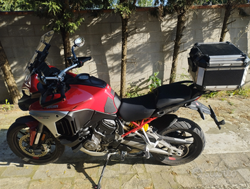 Multistrada v4 travel e radar