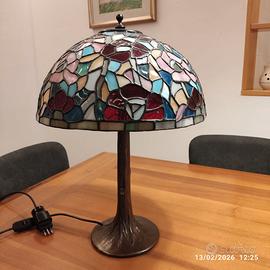 Lampada da tavolo