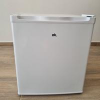 frigorifero marca OK di piccole dimensioni 