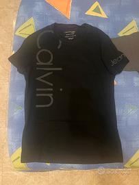 Maglietta Calciv Klein e Hard rock Cafè