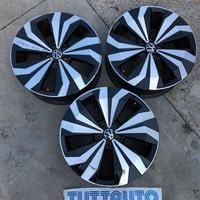 Cerchi in lega N.3 VW T-CROSS 2022 17 pollici