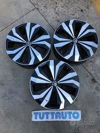 Cerchi in lega N.3 VW T-CROSS 2022 17 pollici