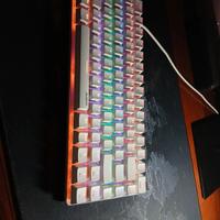 Tastiera da gaming felicon x AjAzZ AK33 80% 