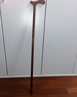 Bastone da passeggio classico in legno con impugna