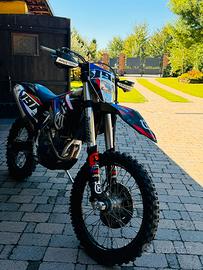 Husqvarna 250 FE 4T 2016