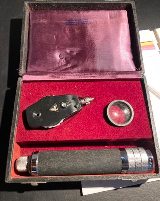 Oftalmoscopio HEINE vintage anni ‘60 con custodia
