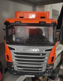 Camion rifiuti 