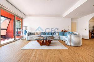 Attico / Mansarda di 241 m² con più di 5 locali e 